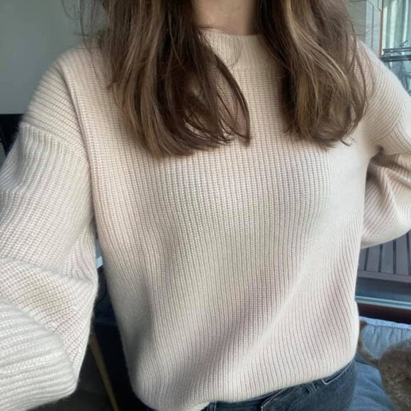 NEW The Curated Chunky Crew Cashmere Sweater Panacotta Size M! VERY RARE COLOR!! - Picture 5 of 17